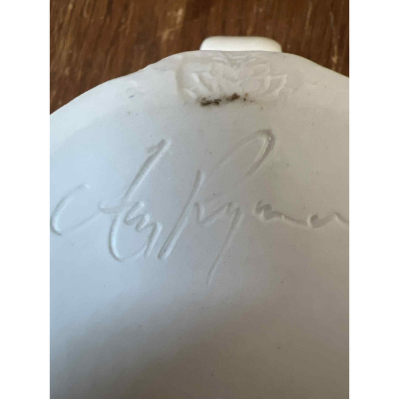 Signed Studio Pottery Owl Mug Blue & White Clay Ryman/Rymer? Lotus Mark Handmade - Picture 5 of 6